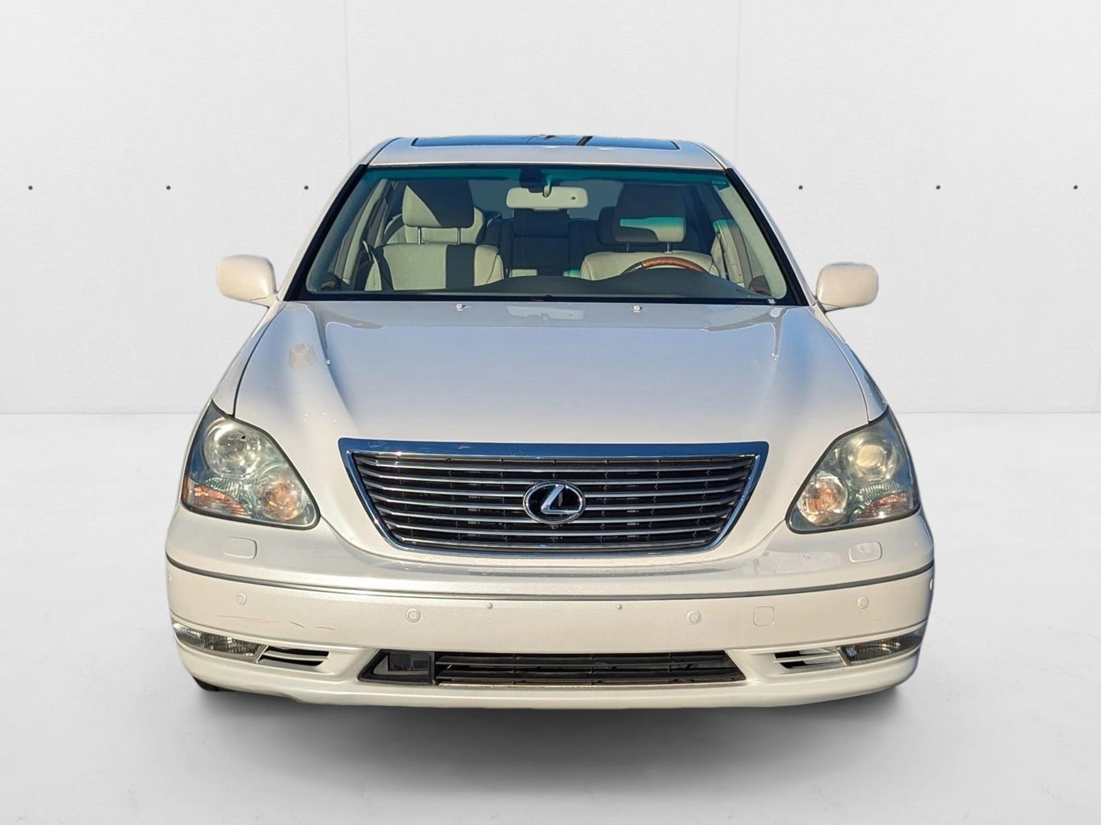 2004 Lexus LS 430 photo 2