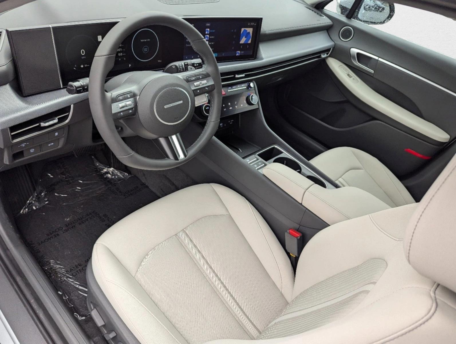 2024 Hyundai Sonata SEL photo 3