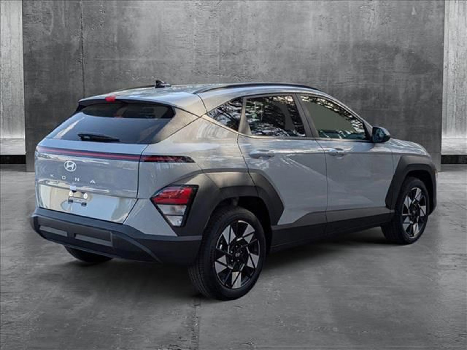 2025 Hyundai Kona SEL photo 2