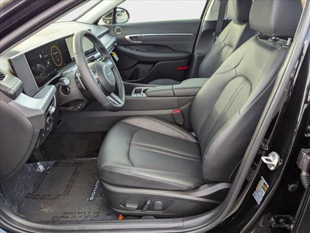 New 2025 Hyundai Sonata Hybrid Limited Sedan