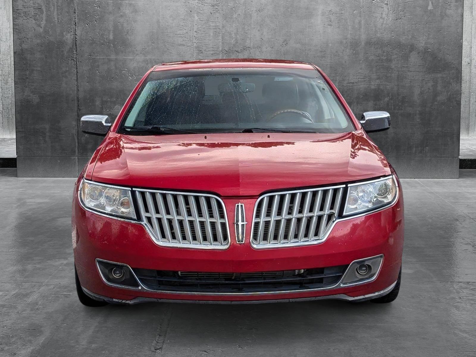 2012 Lincoln MKZ photo 2