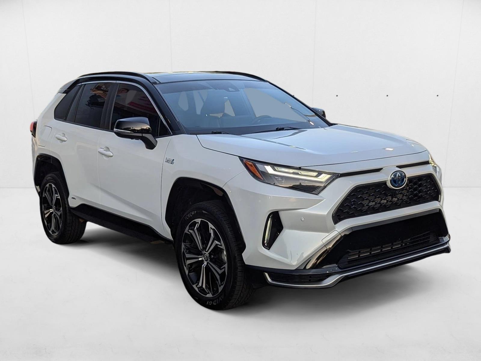 2024 Toyota RAV4 Prime XSE Premium photo 3