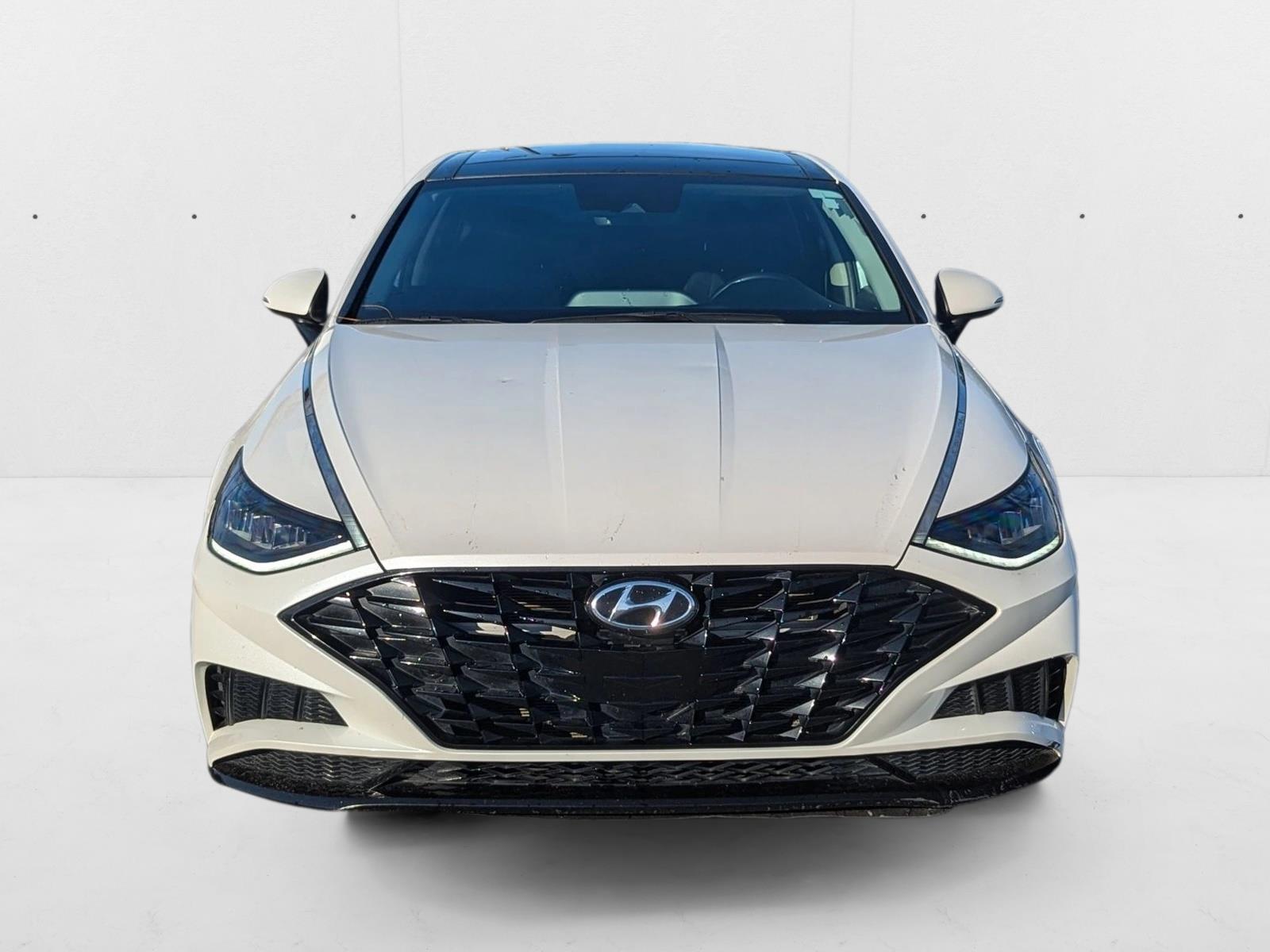 2022 Hyundai Sonata SEL photo 2