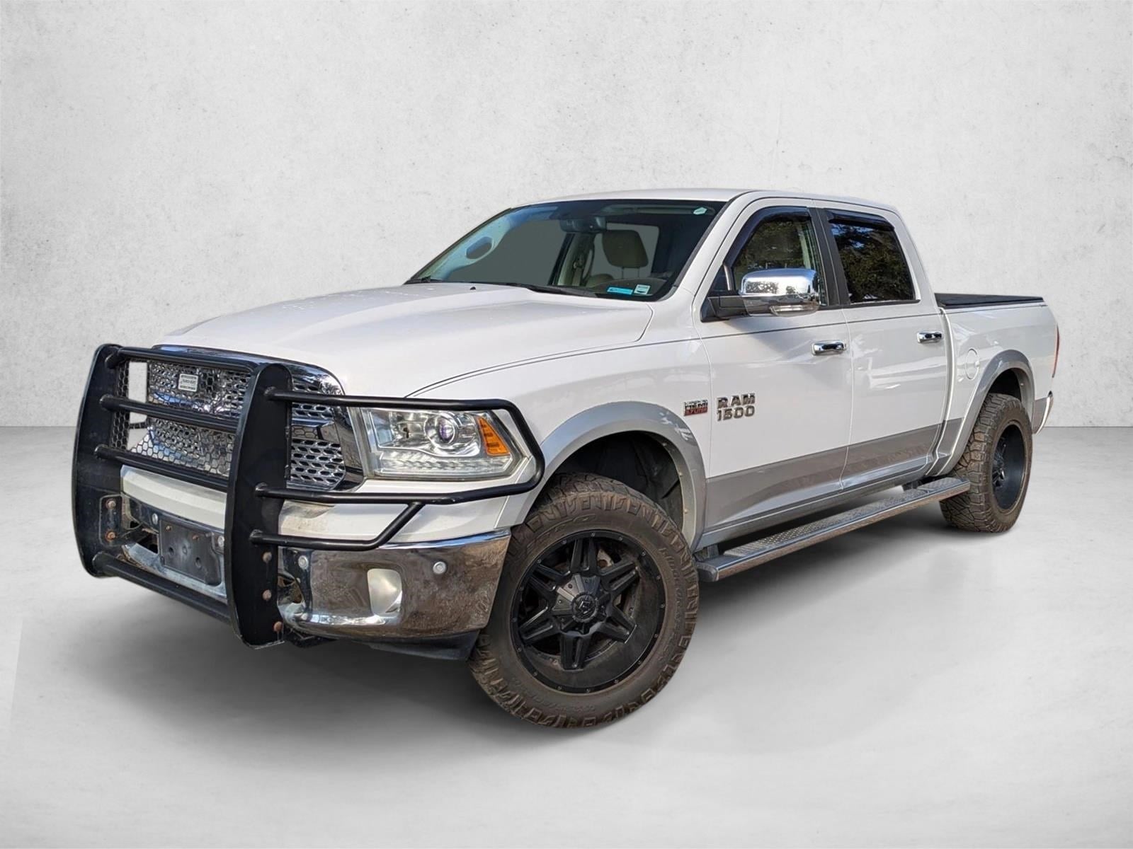 2014 RAM Ram 1500 Pickup Laramie