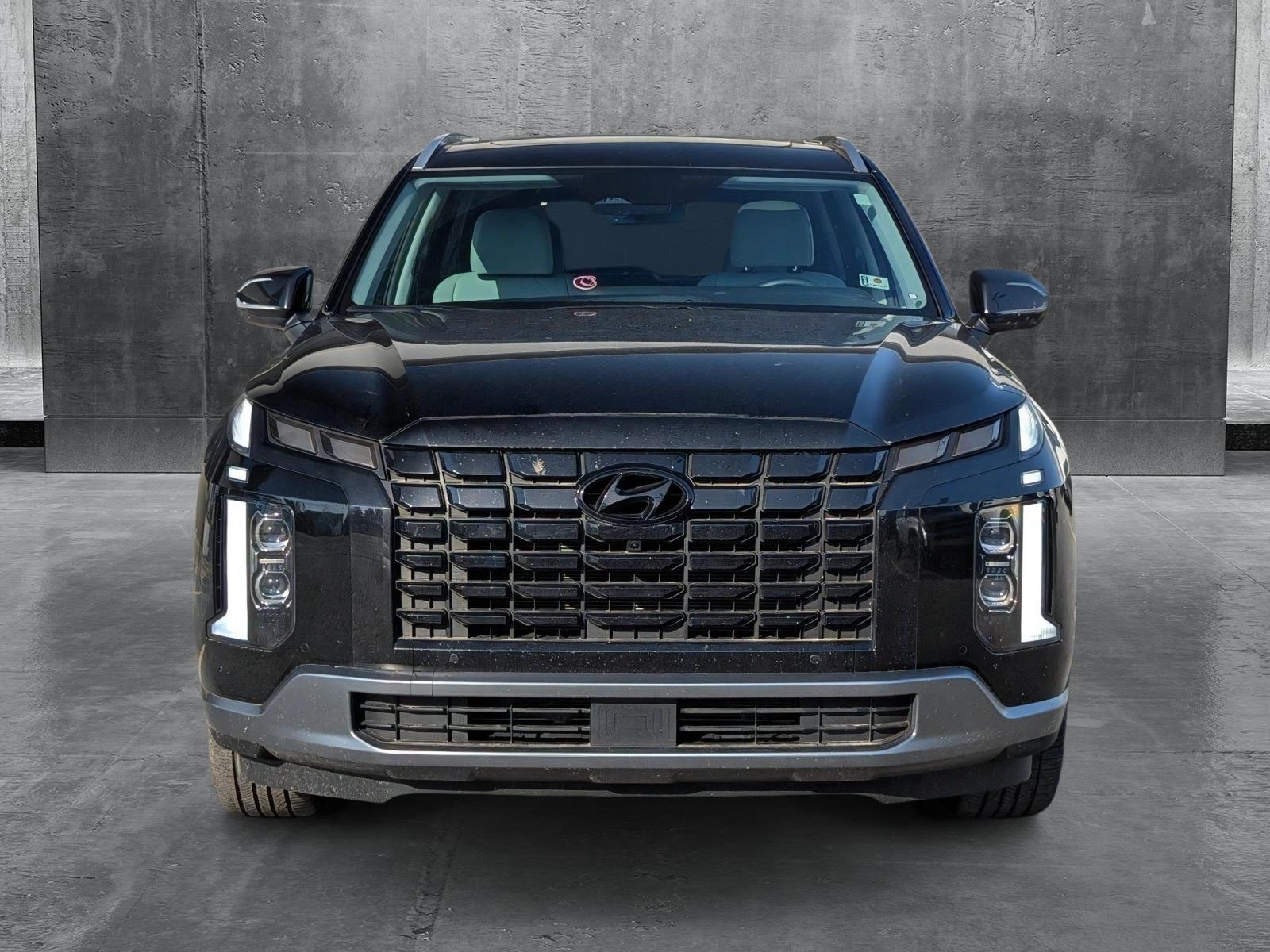 2024 Hyundai Palisade SEL photo 2