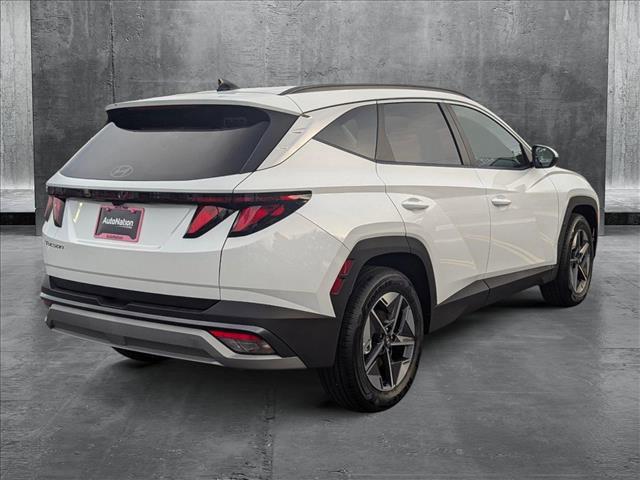 2025 Hyundai Tucson SEL photo 2