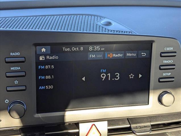 2025 Hyundai Elantra SEL - Photo 11