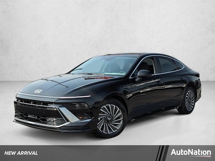 2025 Hyundai Sonata Hybrid SEL 4dr Car