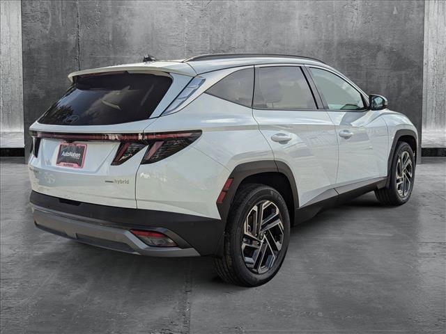2025 Hyundai Tucson Hybrid Limited photo 2