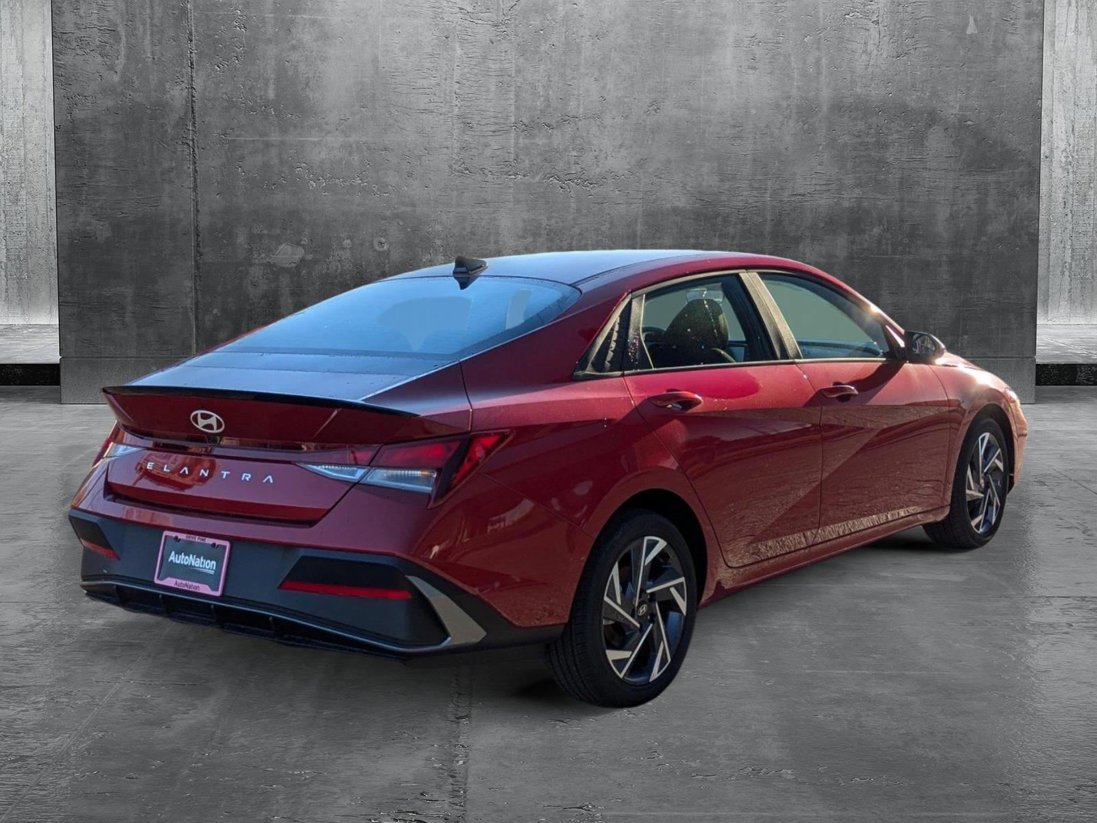 Used 2025 Hyundai Elantra SEL with VIN KMHLM4DG2SU872266 for sale in Savannah, GA
