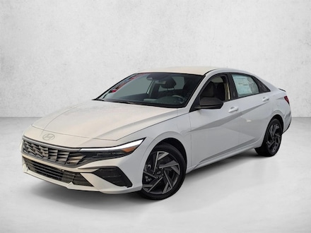 2025 Hyundai Elantra SEL Sport 4dr Car