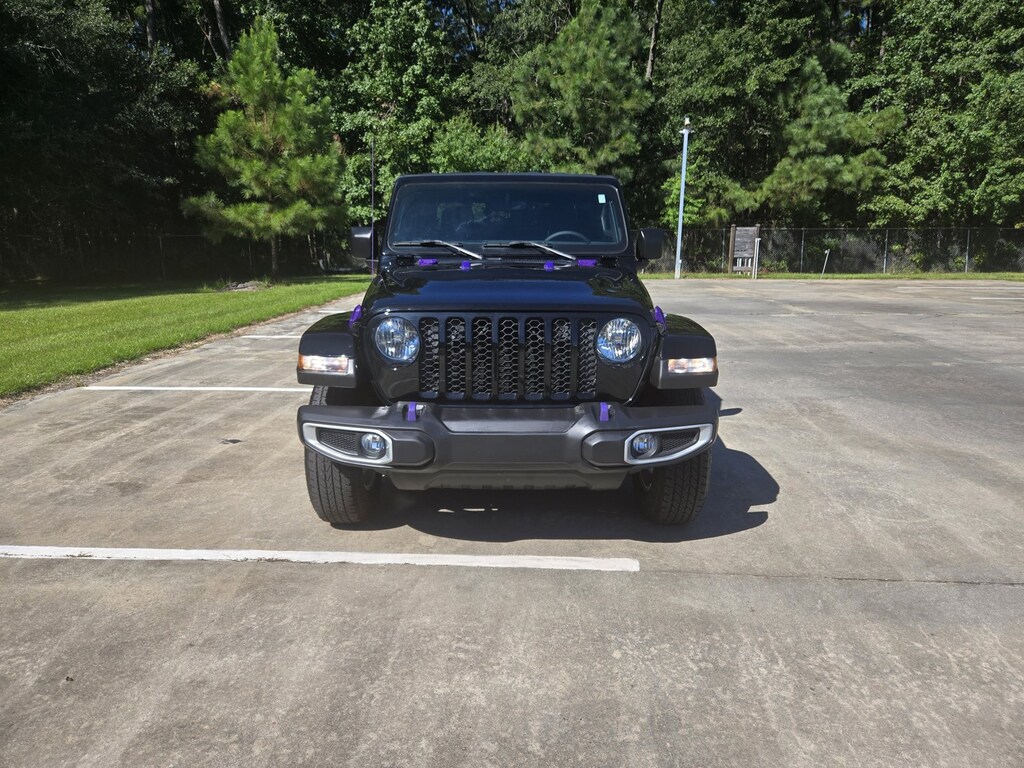 Used 2023 Jeep Gladiator Sport S Crew Cab Pickup