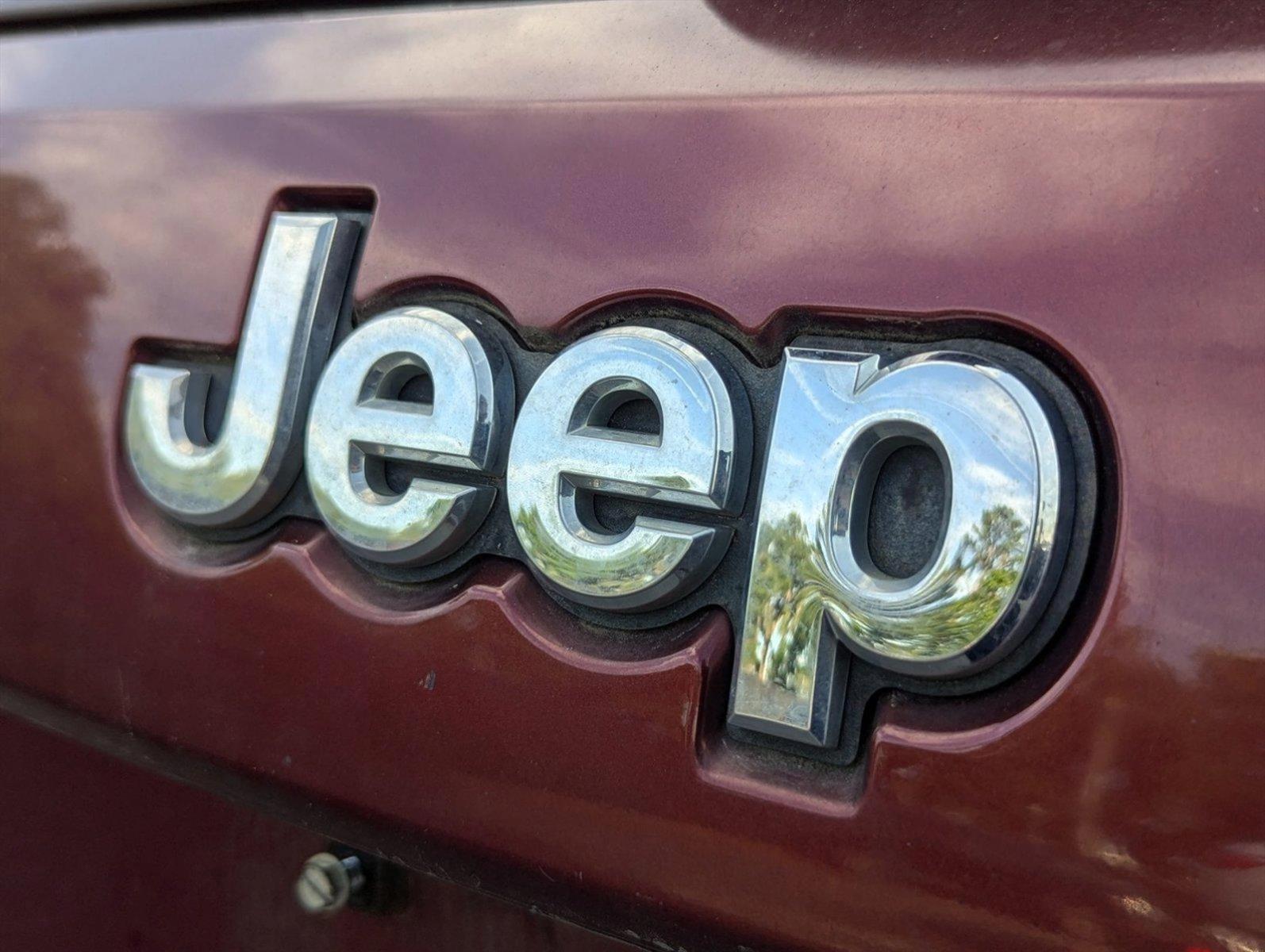 2017 Jeep Grand Cherokee Overland Sport photo 4