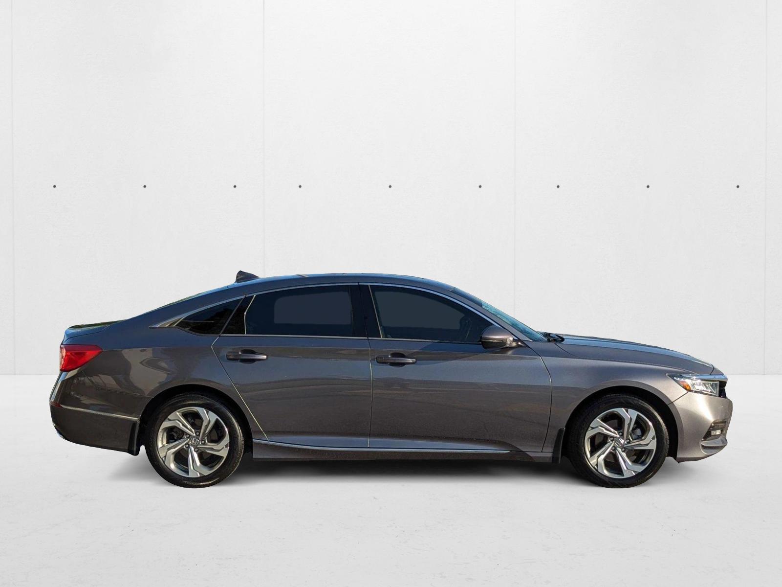 2019 Honda Accord EX-L 1.5T photo 2