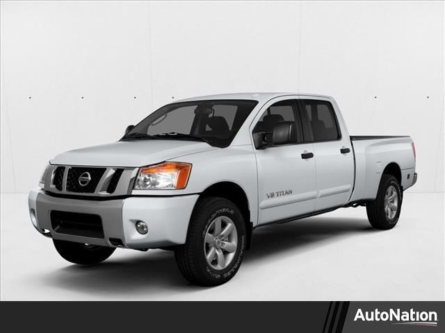 2015 Nissan Titan SL 4X4 Crew Cab SWB's photo