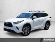 Used 2020 Toyota Highlander Hybrid XLE Sport Utility