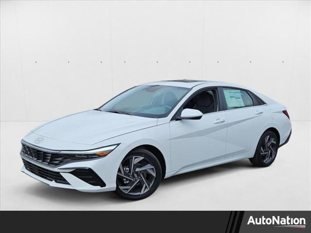 New 2025 Hyundai Elantra SEL Convenience Sedan
