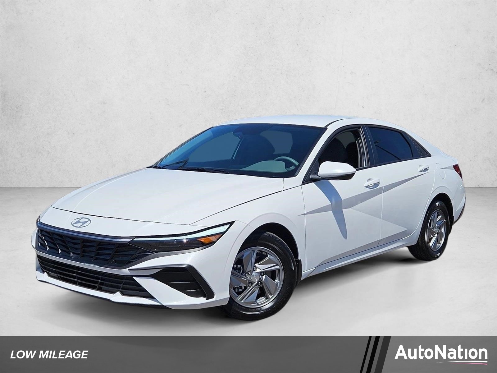 2025 Hyundai Elantra 2.0 SE IVT's photo