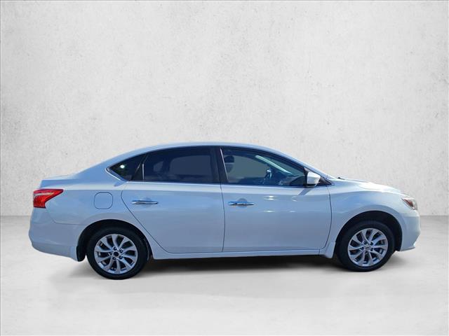 2018 Nissan Sentra SV photo 4