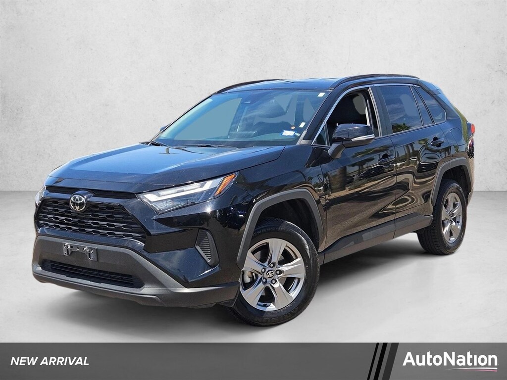 Used 2024 Toyota RAV4 XLE Sport Utility