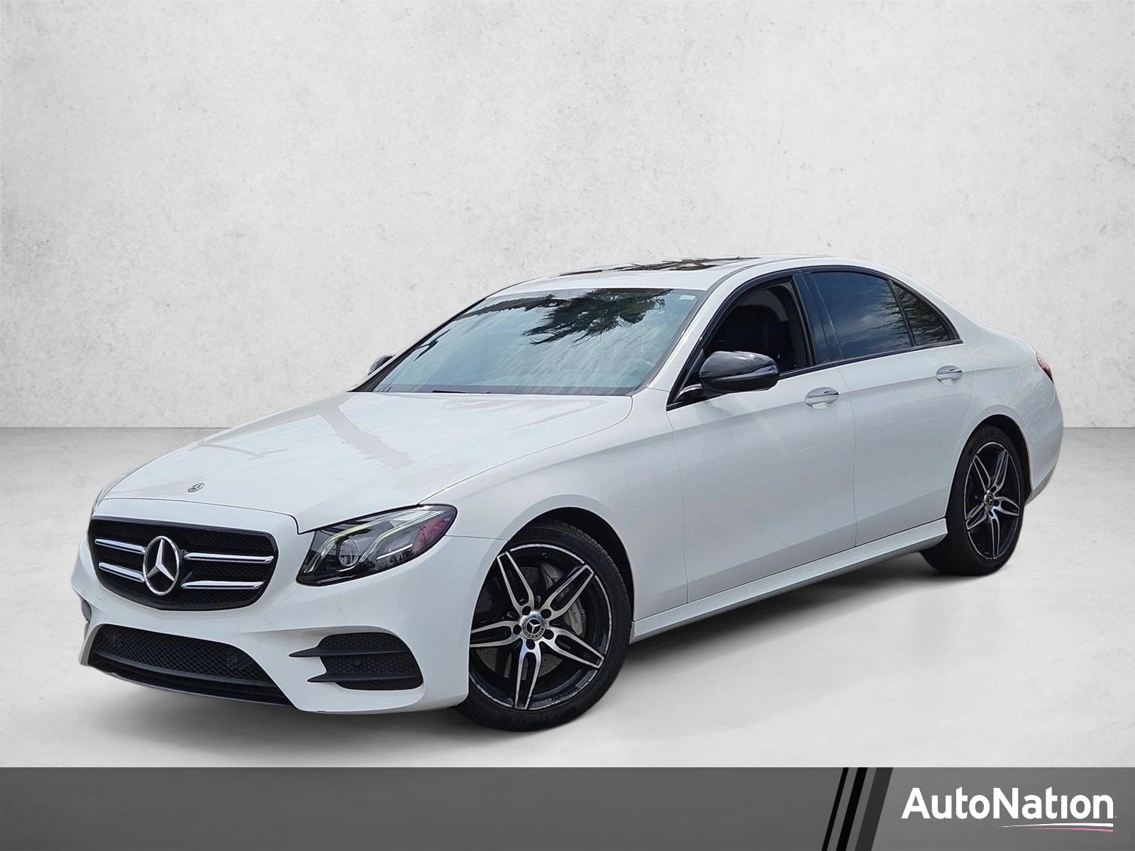 2019 Mercedes-Benz E-Class E300's photo