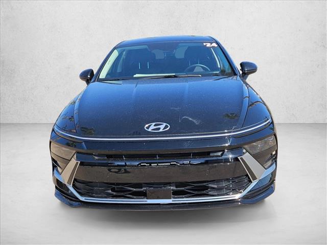 2024 Hyundai Sonata SEL photo 2