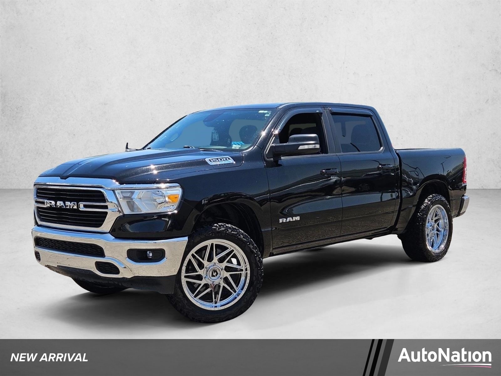 2021 RAM 1500 Big Horn/Lone Star Crew Cab 5'7's photo