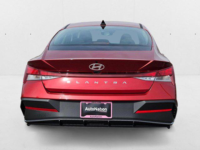 2025 Hyundai Elantra SE - Photo 8