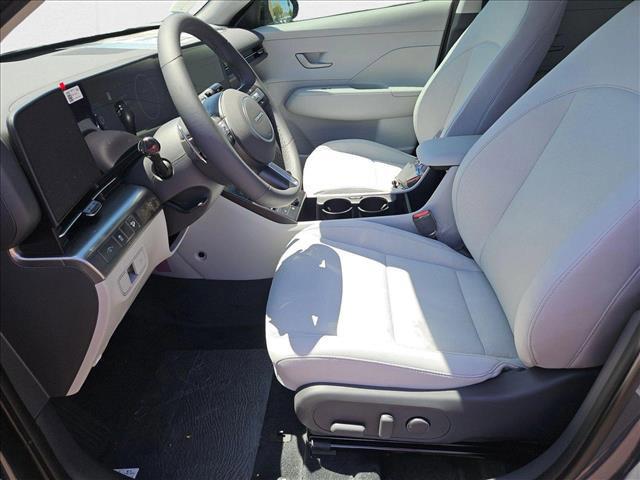 2025 Hyundai Kona SEL Convenience - Photo 10