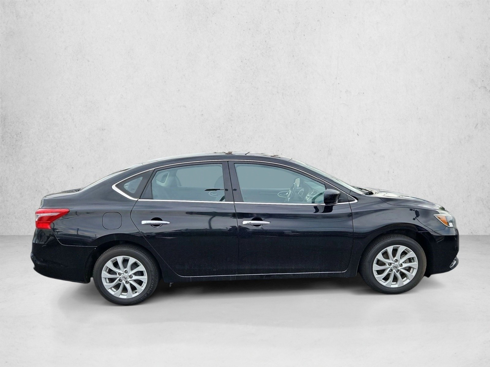 Used 2018 Nissan Sentra SV 4dr Car
