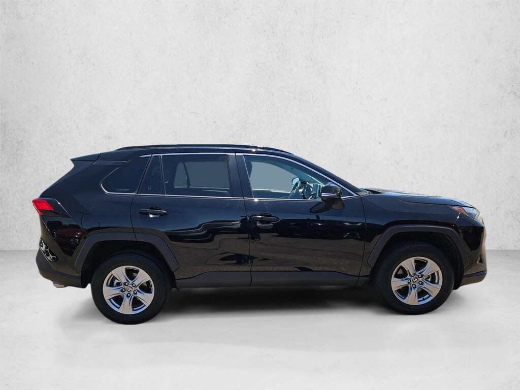 Used 2025 Toyota RAV4 XLE Sport Utility