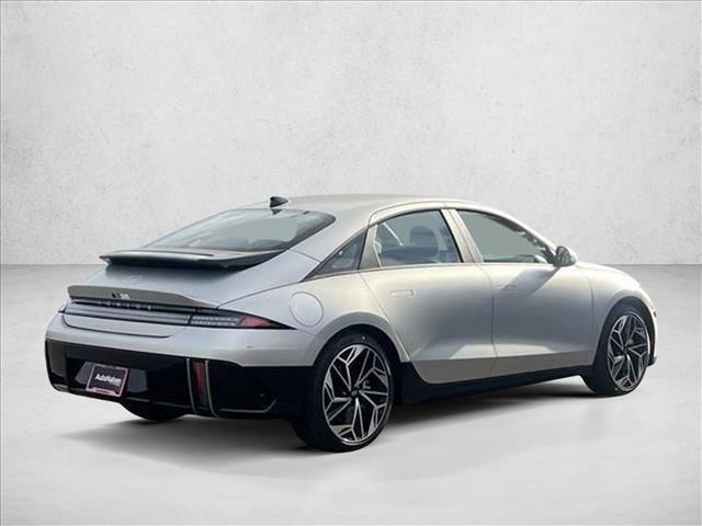 2025 Hyundai Ioniq 6 SEL photo 2