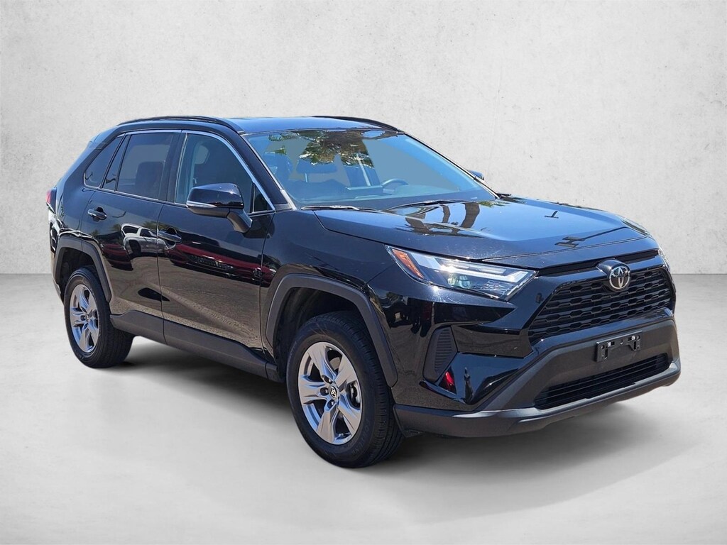 Used 2025 Toyota RAV4 XLE Sport Utility