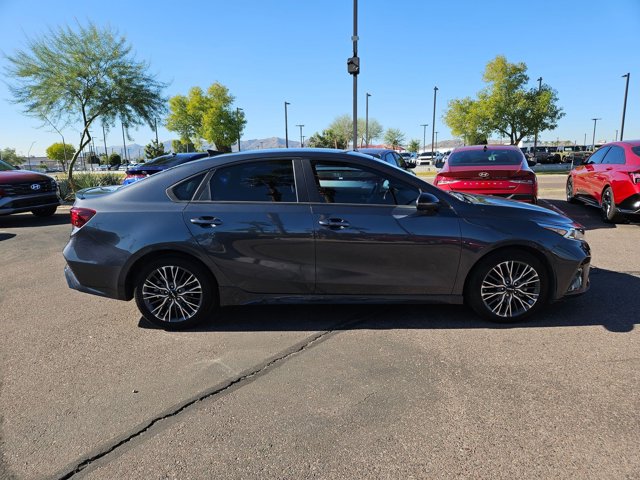 2024 Kia Forte GT-Line photo 4