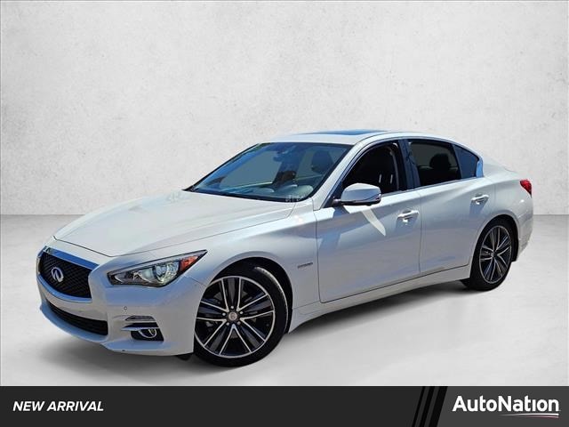 2016 INFINITI Q50