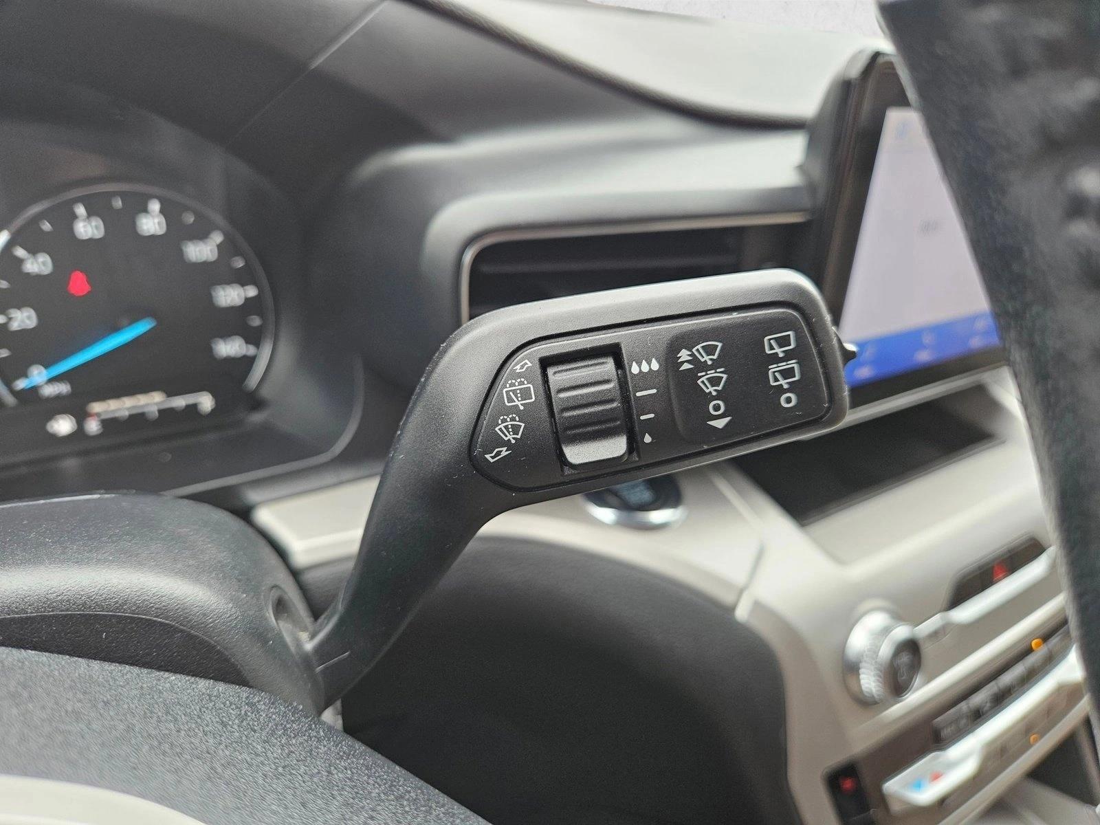 2022 Ford Explorer XLT - Photo 18