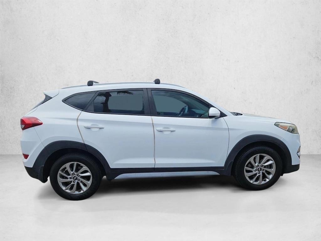 Used 2017 Hyundai Tucson SE Sport Utility