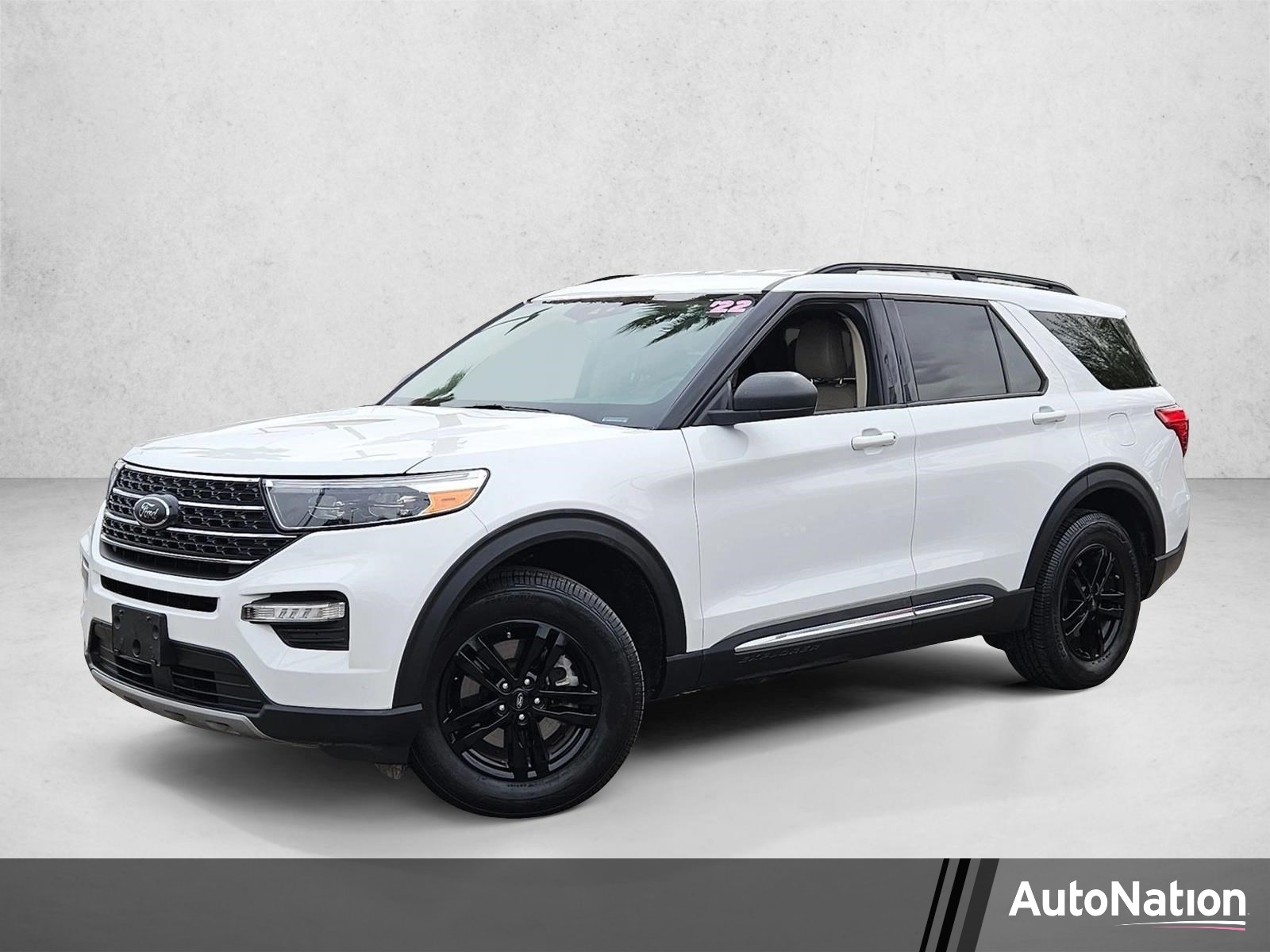 2022 Ford Explorer XLT 4WD's photo