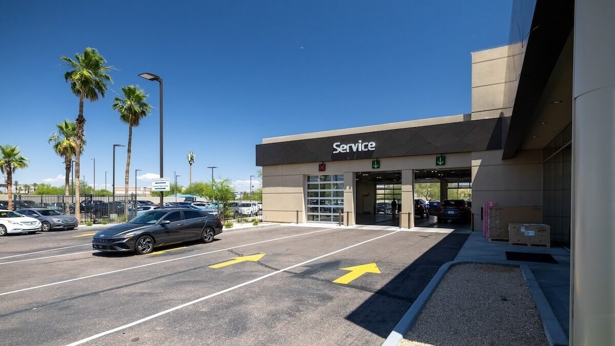 AutoNation Hyundai Tempe Service Center entrance