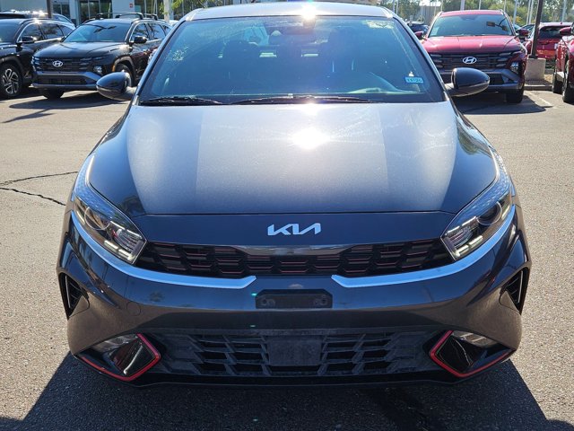 2024 Kia Forte GT-Line photo 2