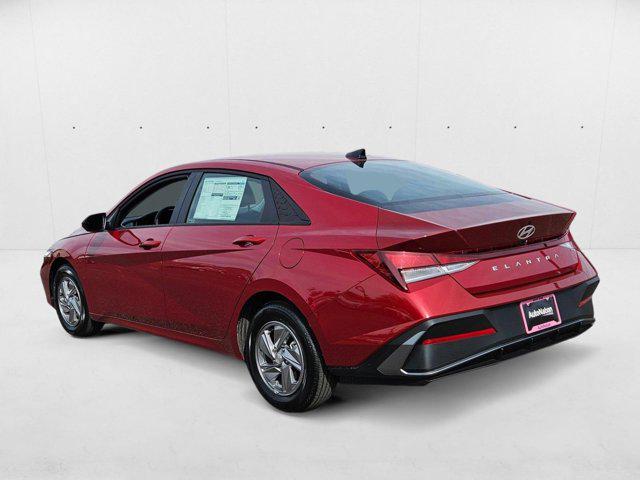 2025 Hyundai Elantra SE - Photo 9
