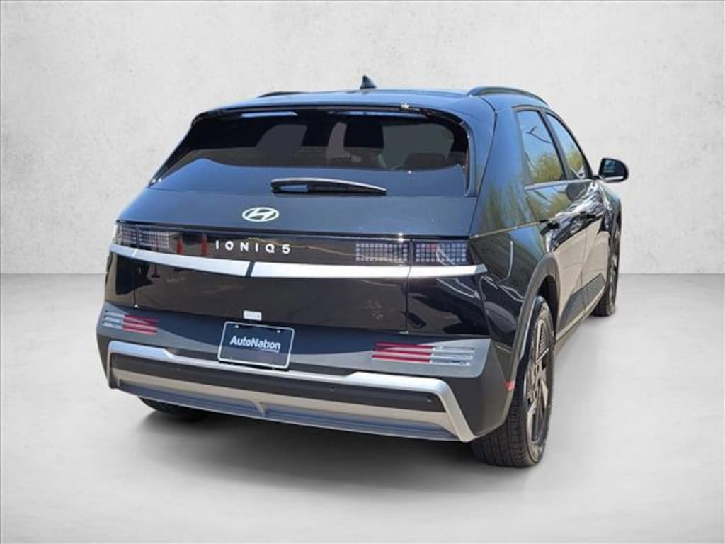 New 2025 Hyundai IONIQ 5 SEL SUV