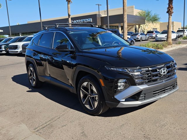 2025 Hyundai Tucson SEL Sport photo 3