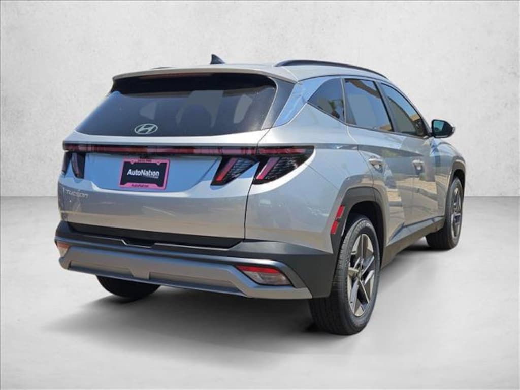 New 2026 Hyundai Tucson SEL Premium FWD SUV