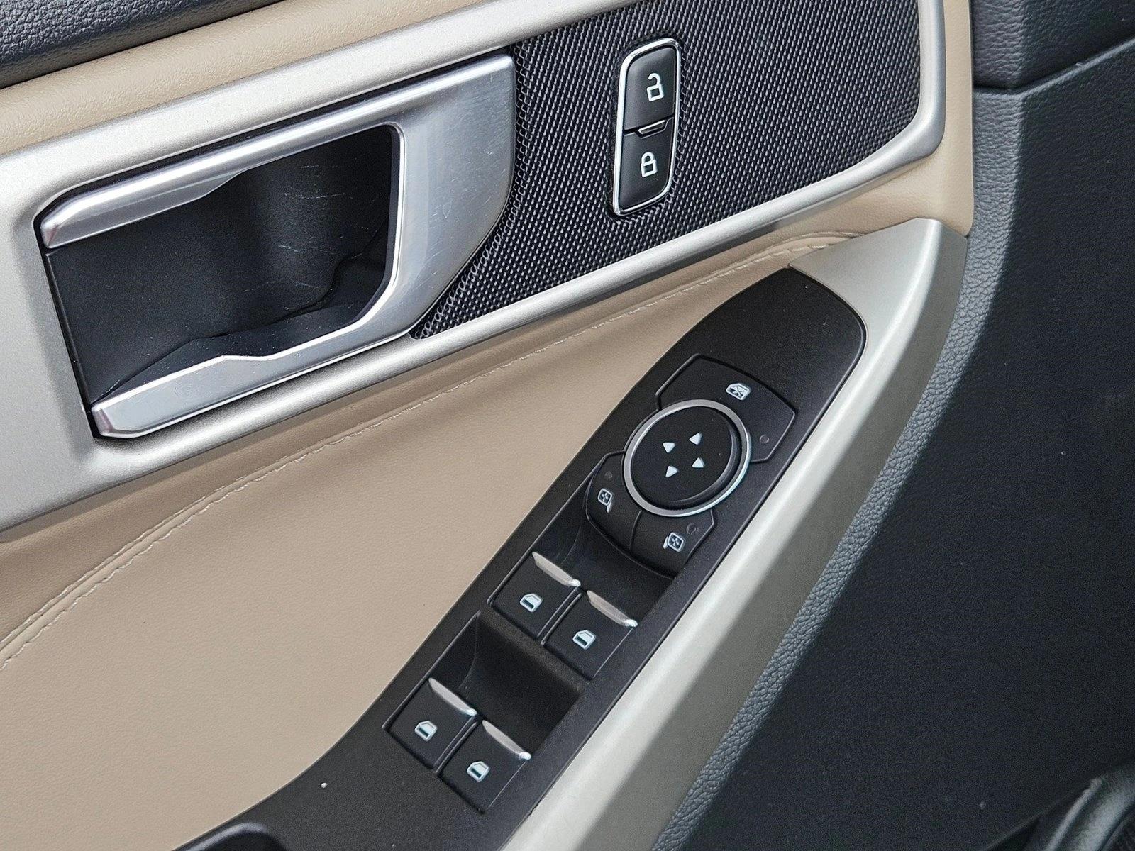 2022 Ford Explorer XLT - Photo 21