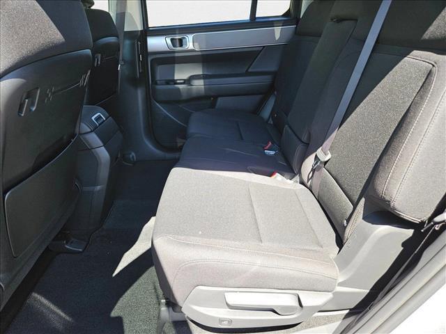 2026 Hyundai Santa Fe SE - Photo 12