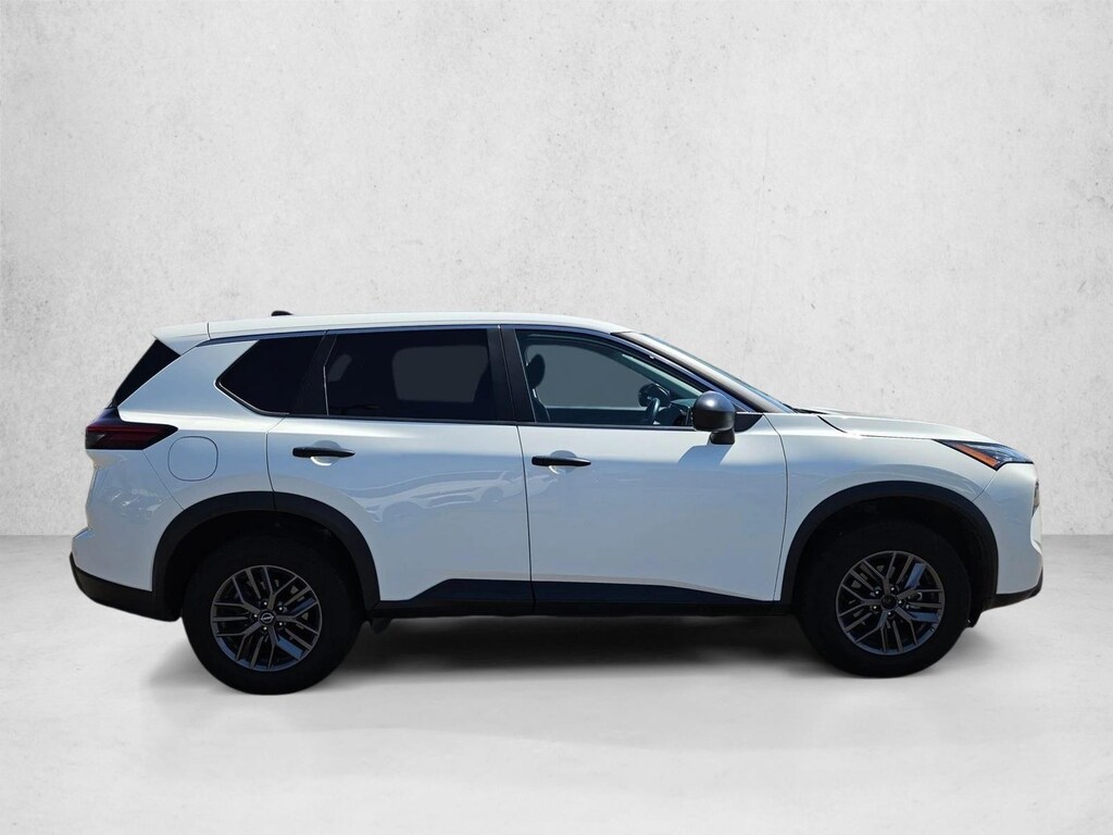 Used 2024 Nissan Rogue S Sport Utility