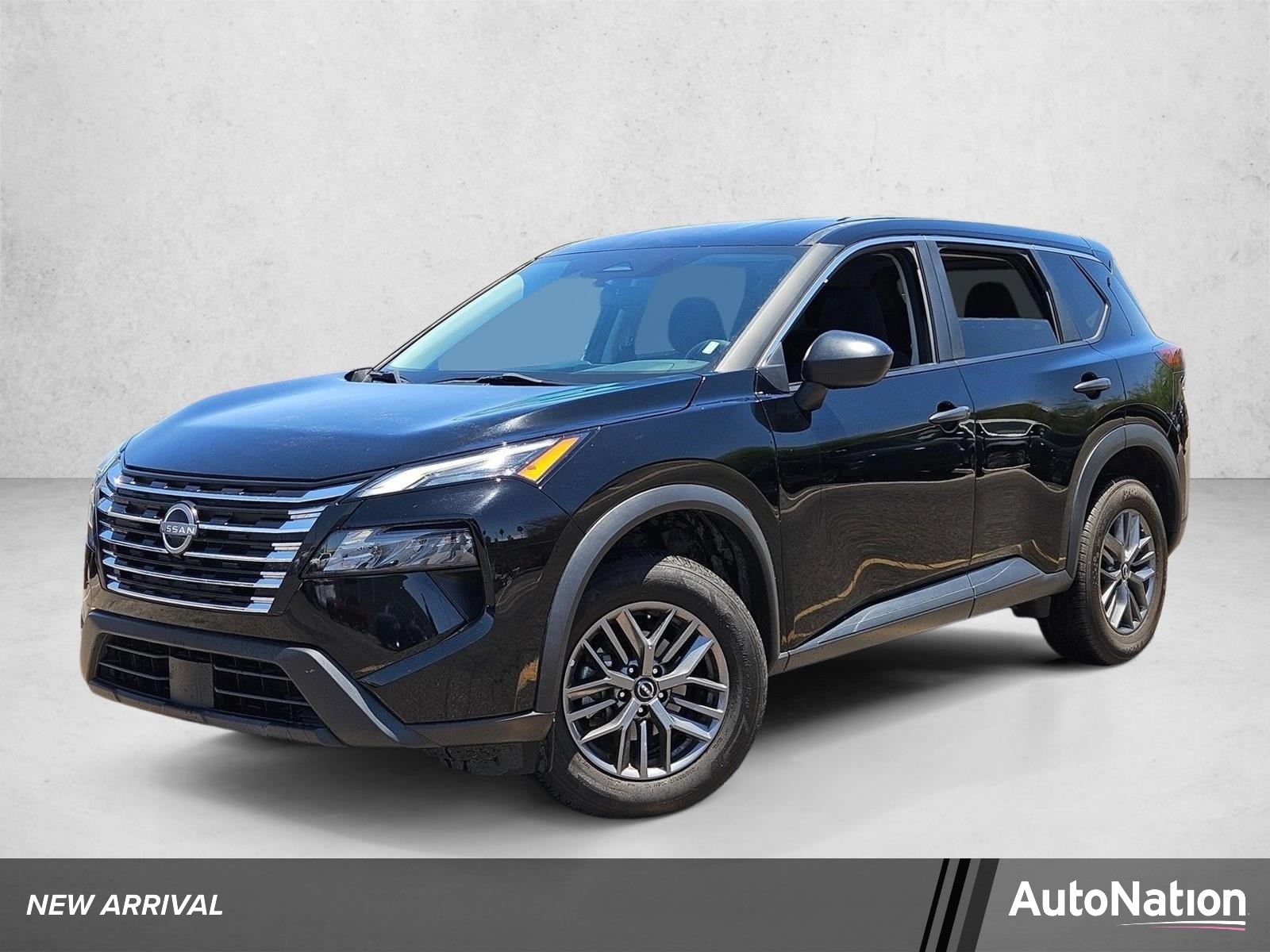 2024 Nissan Rogue S FWD's photo