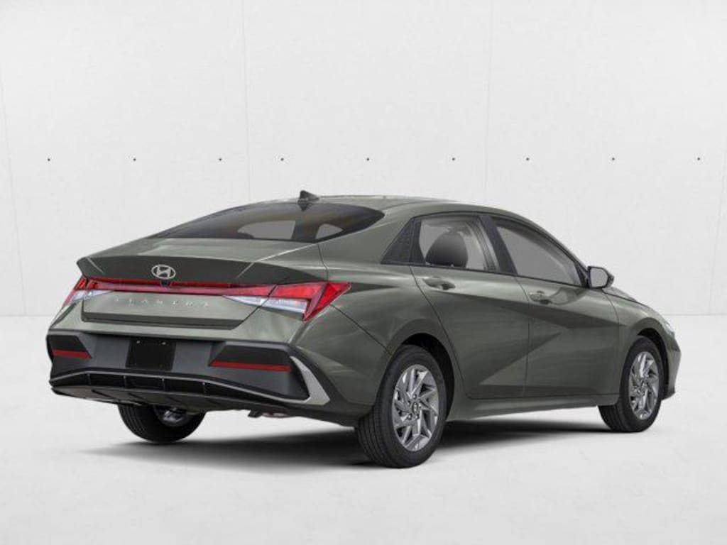 New 2026 Hyundai Elantra SEL Sport Premium Sedan