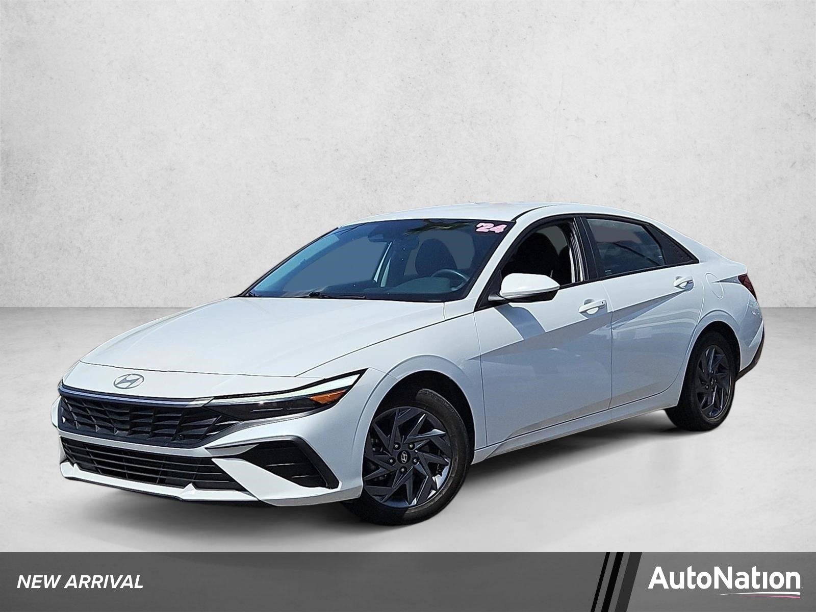 2024 Hyundai Elantra 2.0 SEL IVT's photo